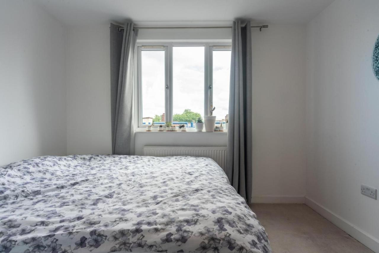 Lovely Penthouse Near Canary Wharf London Exterior photo